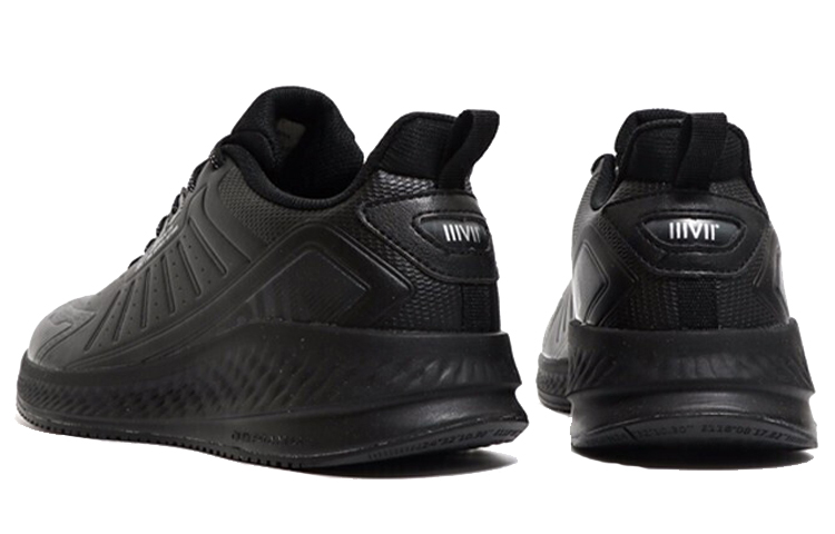 Lookbook 361° 科技低帮跑鞋“黑色皮革款” 572032208-5