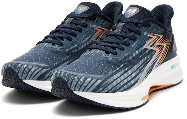 361° 泰坦CQT 耐磨抗滑輕巧通風 低筒 跑步鞋 男款 黑藍 Lookbook 361° 泰坦CQT 耐磨抗滑輕巧通風 低筒 跑步鞋 男款 黑藍