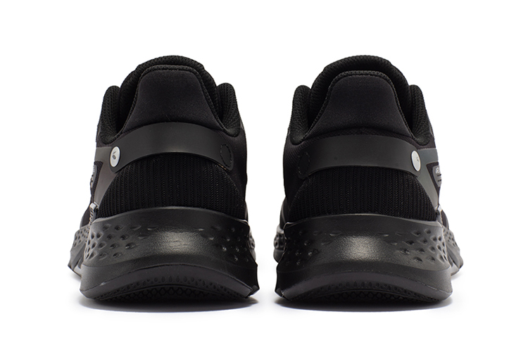Shop Zapatillas de Running 361° Volcano 'Negro Obsidiana' de Corte Bajo. 672332209-4