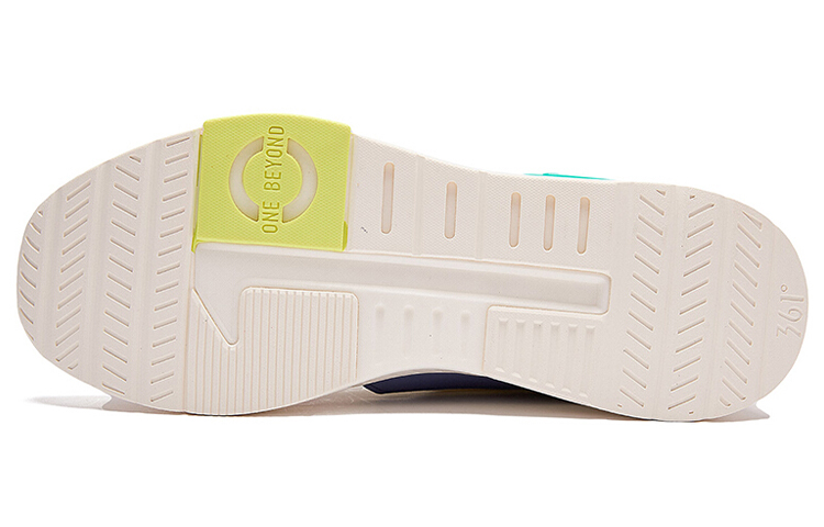 Shop 361° x QQ Speed Low 'White Green' 572036703-1