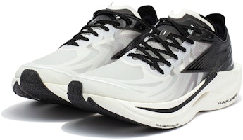 361°×Qu!k フォーム フライングフレイム2 白黒 572312205-2 Lookbook 361°×Qu!k フォーム フライングフレイム2 白黒 572312205-2