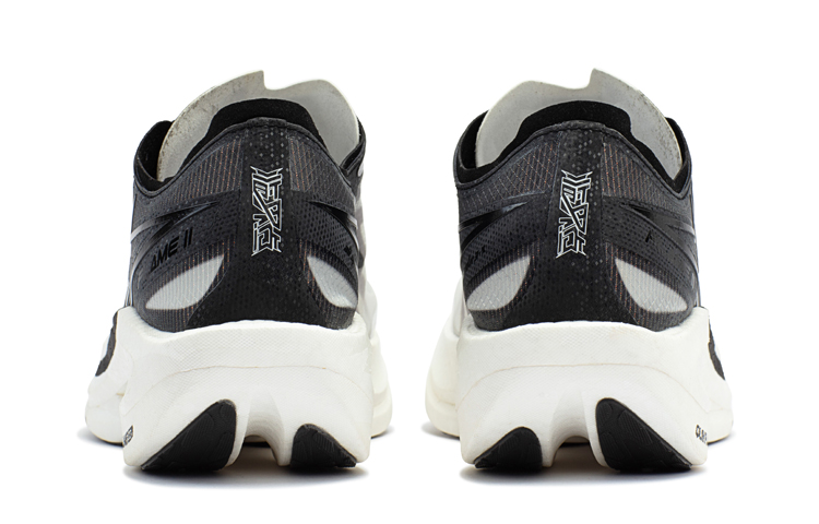 Shop 361° x Qu!k Foam 飞焰2 '白黑' 运动鞋 572312205-2