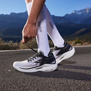 361° x Qu!k Foam Flying Flame 2 'Blanco Negro' 572312205-2 Details for 361° x Qu!k Foam Flying Flame 2 'Blanco Negro' 572312205-2