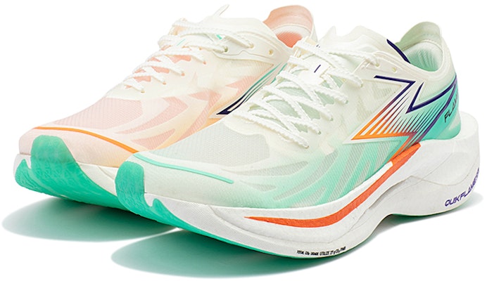 361° x Qu!k Foam Flying Flame 2 'White Green' 572322229-3 Lookbook 361° x Qu!k Foam Flying Flame 2 'White Green' 572322229-3