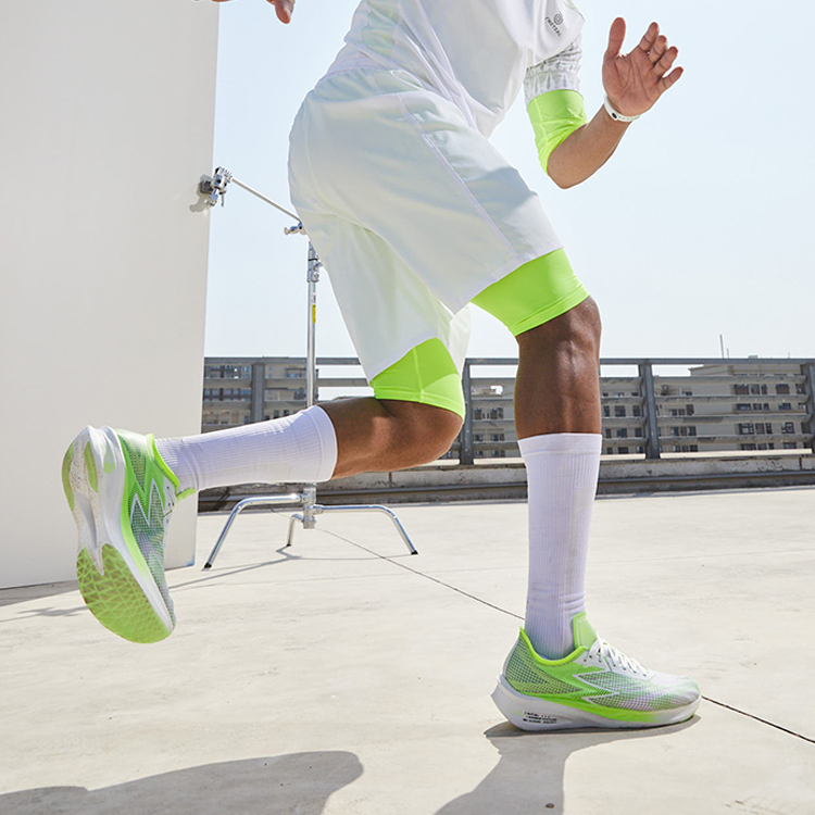 Details for 361° x Qu!k Foam 飞焰PB '白色荧光绿' 672122210F-2