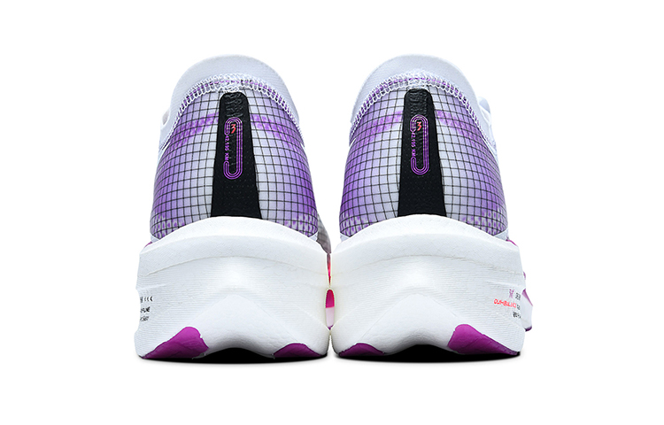 Lookbook 361° x Qu!k Foam Flying Flame PB Sepatu Lari 'Putih Ungu' 572122229-1