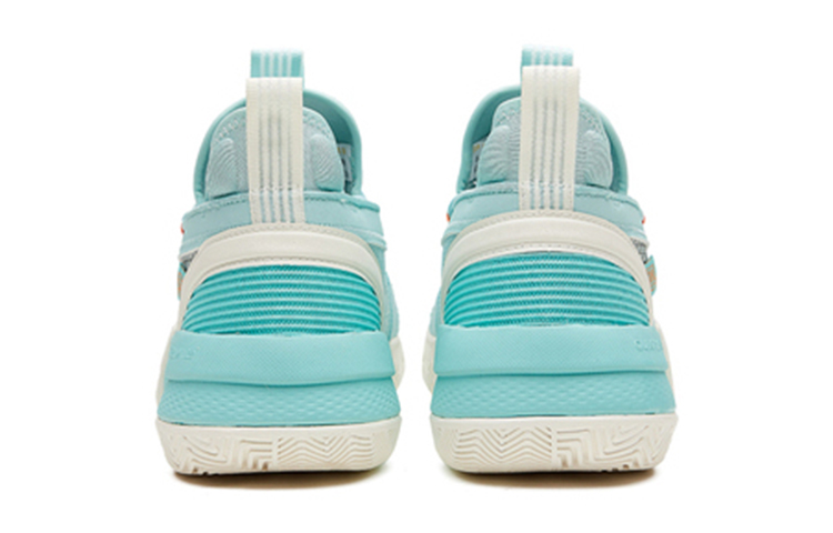 Lookbook 361° x Qu!k Foam Lite 跑鞋 '天蓝白' 572121111-6