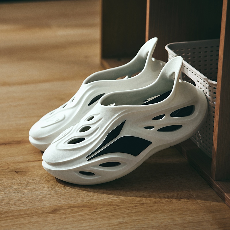 Details for 361° Youwhale 'Putih Hitam' 672226722-1