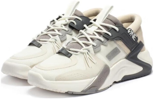 Kasut Lari 361° Low Top 'Vast White' 672236705F-13 Lookbook Kasut Lari 361° Low Top 'Vast White' 672236705F-13