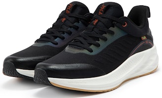 361° 雨幕6.0 減震防滑耐磨防水 低筒 跑步鞋 男款 黑白 Lookbook 361° 雨幕6.0 減震防滑耐磨防水 低筒 跑步鞋 男款 黑白