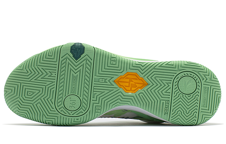 Purchase 361° DVD1 Spencer Dinwiddie 'Verde Higo' 672311118-2