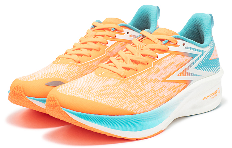 Lookbook 361° 翔燃ET 1.5 全力加速 舒適彈性 減震透氣耐磨 低筒 跑步鞋 男款 螢光超級橙扣環藍