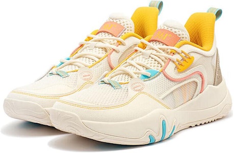 361° 熔岩 耐磨減震 低筒 籃球鞋 男款 米黃 Lookbook 361° 熔岩 耐磨減震 低筒 籃球鞋 男款 米黃