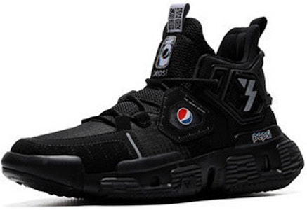 Sepatu Basket 361° x Pepsi 'Hitam' 672031130-1 Lookbook Sepatu Basket 361° x Pepsi 'Hitam' 672031130-1