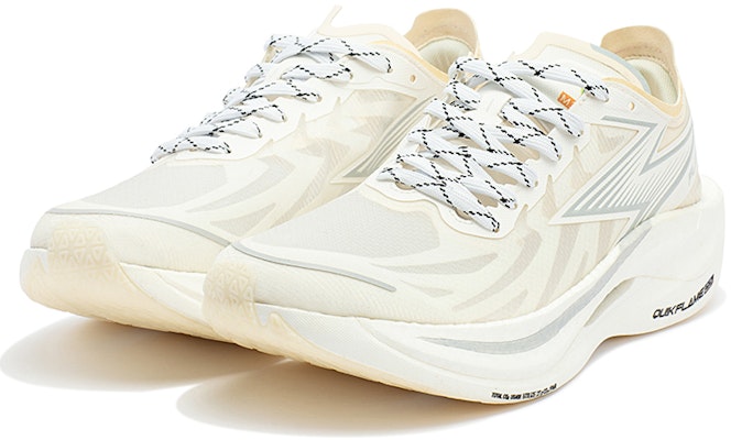 361° x Qu!k Foam Flying Flame 2 'White' 672312214-5 Lookbook 361° x Qu!k Foam Flying Flame 2 'White' 672312214-5