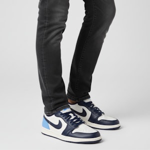 Air Jordan 1 復古低筒 OG '暗夜藍北卡藍' CZ0790-400 Order Air Jordan 1 復古低筒 OG '暗夜藍北卡藍' CZ0790-400