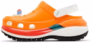 Lookbook 7-Eleven x Crocs Mega Crush Clog 'Orange' | Selipar Kolaborasi 7-Eleven Warna Oren 208273-810