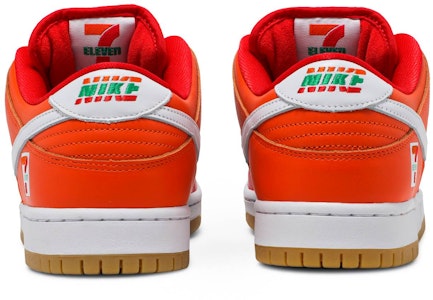 7-Eleven x Nike SB Dunk Low 'Kedai Serbaneka' CZ5130-600 Details for 7-Eleven x Nike SB Dunk Low 'Kedai Serbaneka' CZ5130-600