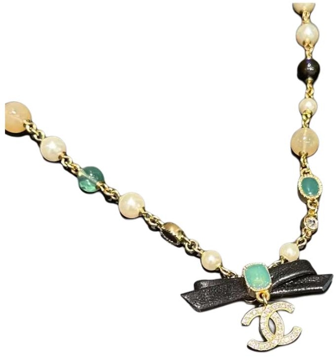24-a-chanel-24-a-bow-necklace-unisex-couple-style-in-gold-abd-859-b17555-nze-43