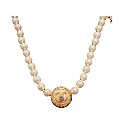 【24A】 CHANEL Double C Metal Resin Faux Pearl Necklace Unisex White ABD697-B17153-NZ538