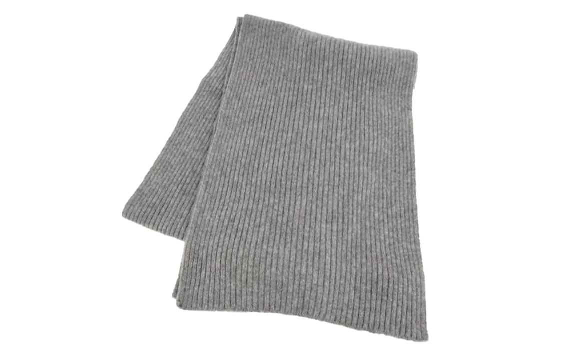 Lookbook 【24C Baru】CHANEL Selendang Rajut Berbordir Logo Uniseks Rekaan Pasangan Kelabu AA8445B08819NJ607