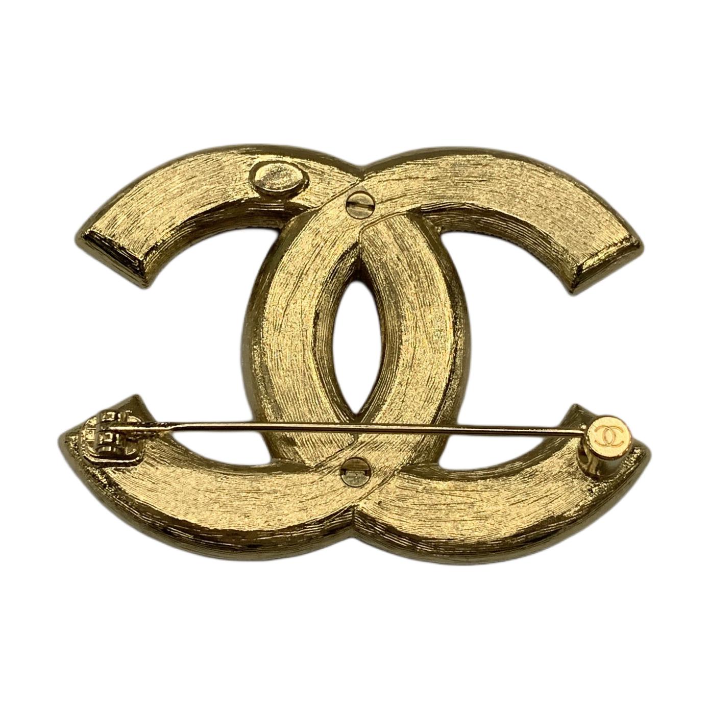 Lookbook 【24P】 Bros C Ganda Logo CHANEL Emas Edisi Pasangan Unisex ABD185-B16634-NY075