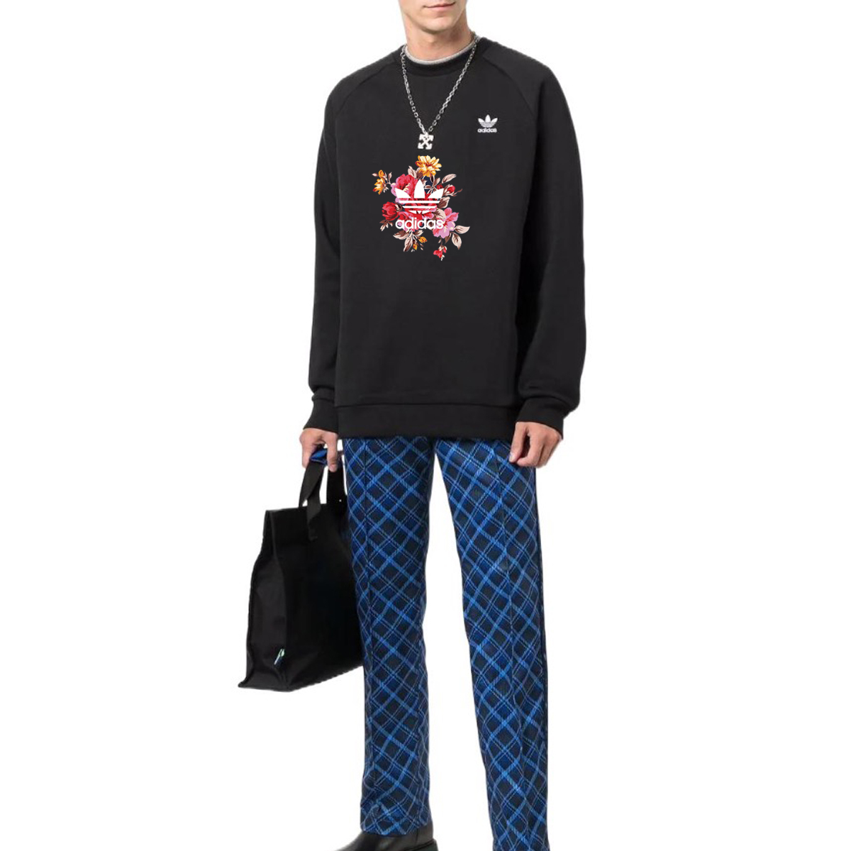 Shop [自訂服飾] adidas Originals 三葉草Logo黑色圓領長袖男款 H34645 H34645(GROUP40-UNBRIDLED-GROWTH)