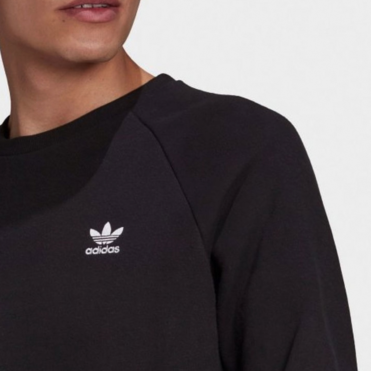 Details for [自訂服飾] adidas Originals 三葉草Logo黑色圓領長袖男款 H34645 H34645(GROUP40-UNBRIDLED-GROWTH)