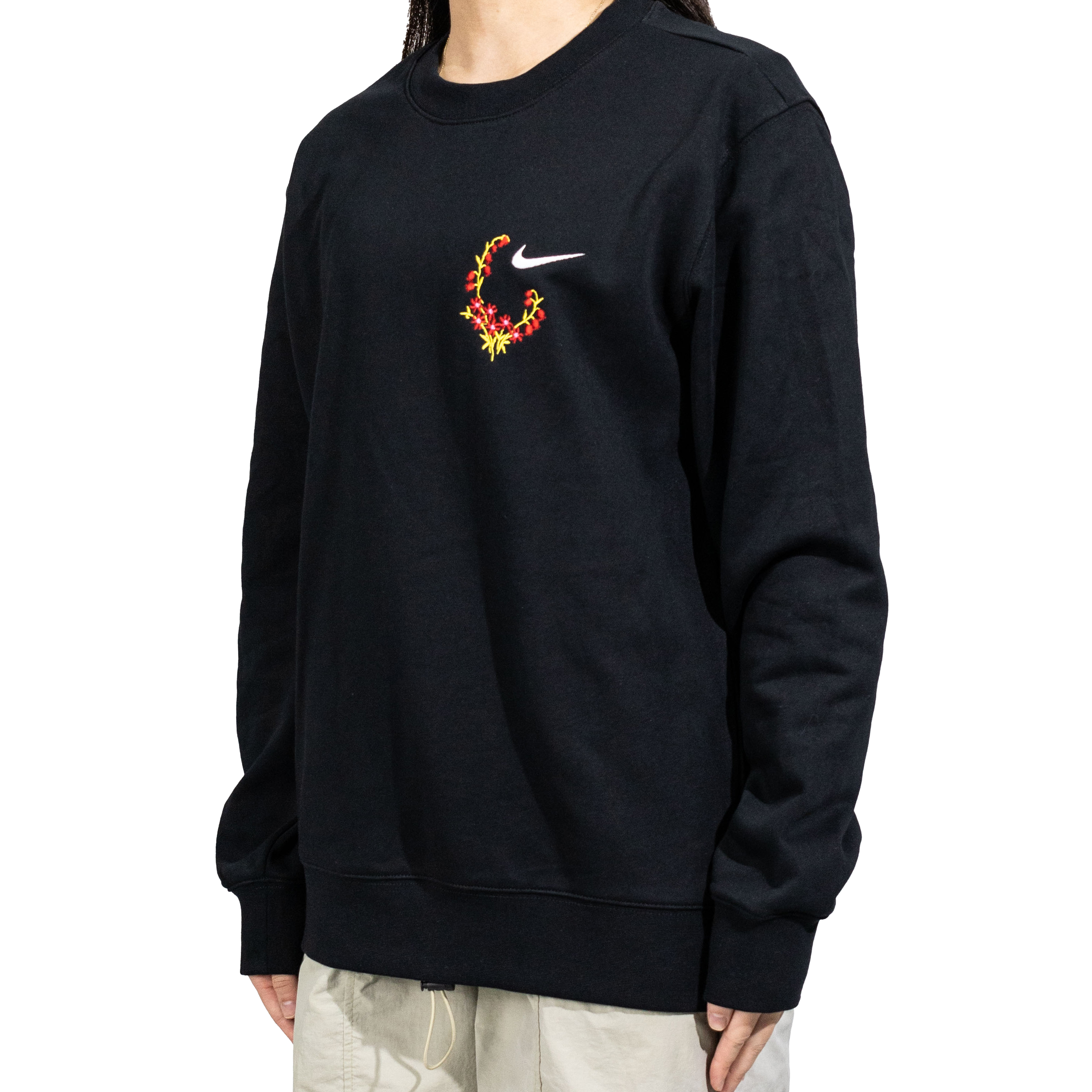 [Custom Apparel] Nike Fantasy Hand-Embroidered Black Crewneck Sweatshirt Unisex 623459-010(Group-223-Bell-Flower) 圖 7