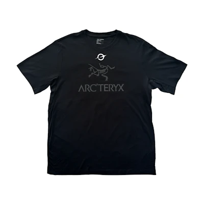 【Custom Apparel】Arcteryx Black Hole Reflective Logo Embroidered Unisex Black T-Shirt X000007991(Group179