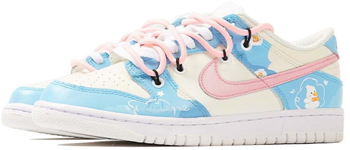 【定制球鞋】Nike Dunk Low 六一兒童節系列 小白鴨 手工縫紉珍珠 解構鞋帶 做舊效果 復古 休閒 低幫 板鞋 GS 馬卡龍色 Lookbook 【定制球鞋】Nike Dunk Low 六一兒童節系列 小白鴨 手工縫紉珍珠 解構鞋帶 做舊效果 復古 休閒 低幫 板鞋 GS 馬卡龍色