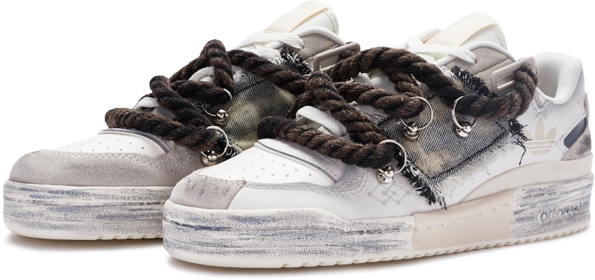 【訂製球鞋】adidas originals FORUM 復古末世風 核災使者 特別鞋盒 手繪噴漆 低筒 板鞋 女款 米白黑 Lookbook 【訂製球鞋】adidas originals FORUM 復古末世風 核災使者 特別鞋盒 手繪噴漆 低筒 板鞋 女款 米白黑