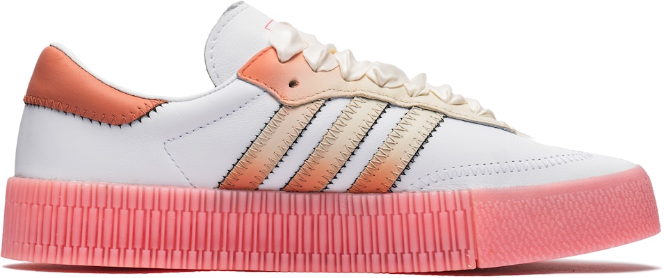 【訂製球鞋】adidas originals Samba 野鶴製造 清新簡約 芭蕾風 蝴蝶 低筒 板鞋 女款 粉色 Lookbook 【訂製球鞋】adidas originals Samba 野鶴製造 清新簡約 芭蕾風 蝴蝶 低筒 板鞋 女款 粉色