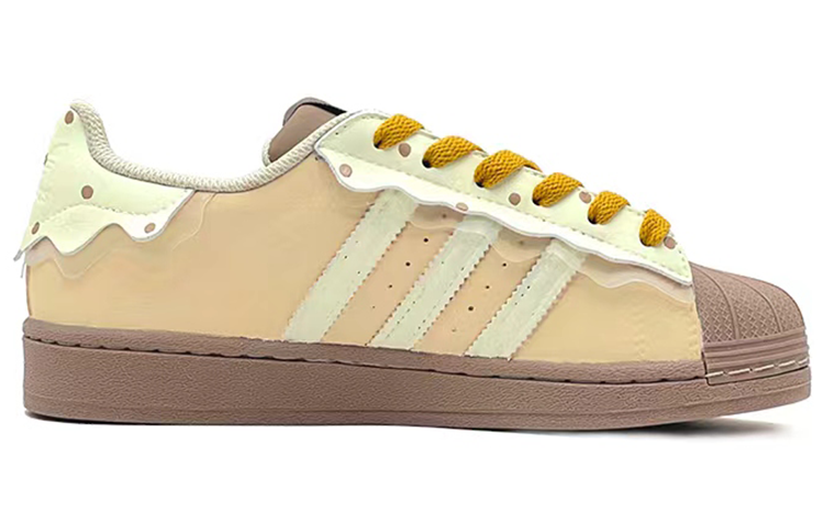 Lookbook (W) [カスタムシューズ] (女性用) アディダス オリジナルス スーパースター「クリスマスジンジャーブレッド」 GW4440(TeamS-圣诞姜饼人SBOX)