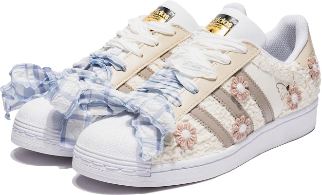 【定製球鞋】 adidas originals Superstar 野鶴製造 520特別系列 雲端之舞 低筒 板鞋 女款 白 Shop 【定製球鞋】 adidas originals Superstar 野鶴製造 520特別系列 雲端之舞 低筒 板鞋 女款 白