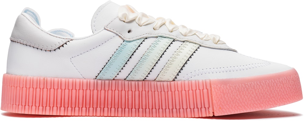 (W) 아디다스 삼바 '발레 나비 사틴' 커스텀 슈즈 FW4201(TeamB-女款蝴蝶缎舞) Lookbook (W) 아디다스 삼바 '발레 나비 사틴' 커스텀 슈즈 FW4201(TeamB-女款蝴蝶缎舞)