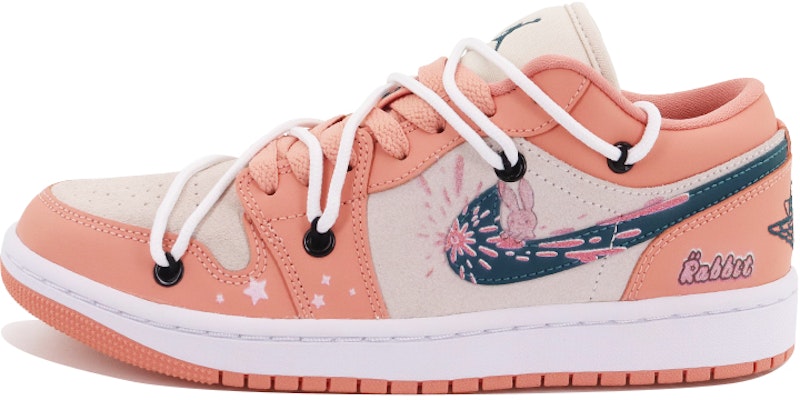 【定製球鞋】 Jordan Air Jordan 1 Low 新中式 潮流兔年 天使兔幾 低幫 復古籃球鞋 女款 粉藍色 Buy 【定製球鞋】 Jordan Air Jordan 1 Low 新中式 潮流兔年 天使兔幾 低幫 復古籃球鞋 女款 粉藍色