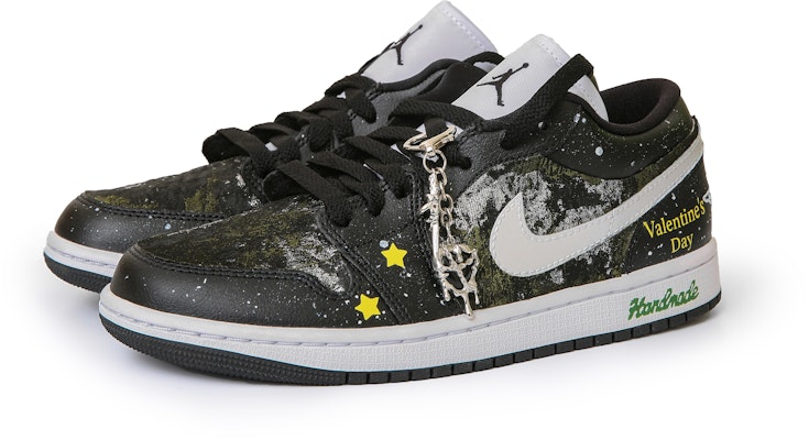 (W) 커스텀 에어 조던 1 로우 '흑요은황' (Keoseutom Eeo Jodeon 1 Rou 'Heugyoeunhwang') DC0774-101(Team243) Shop (W) 커스텀 에어 조던 1 로우 '흑요은황' (Keoseutom Eeo Jodeon 1 Rou 'Heugyoeunhwang') DC0774-101(Team243)