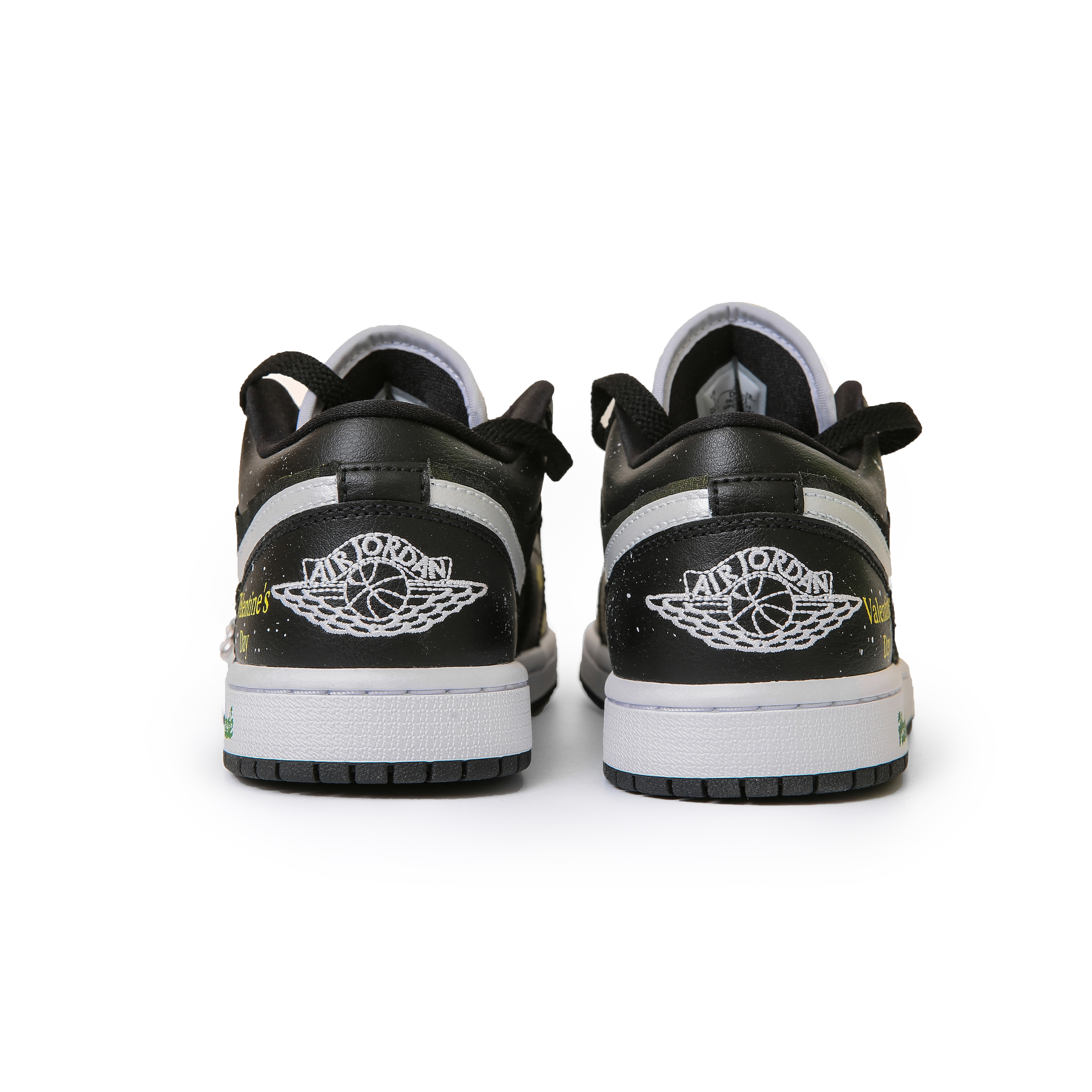 Purchase (W) 커스텀 에어 조던 1 로우 '흑요은황' (Keoseutom Eeo Jodeon 1 Rou 'Heugyoeunhwang') DC0774-101（Team243）