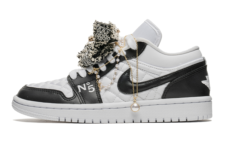 Buy (W) [Sepatu Kustom] Air Jordan 1 Low 'Hitam Putih Kustom Pita' DB6480-100(TeamB-女款蝴蝶结)