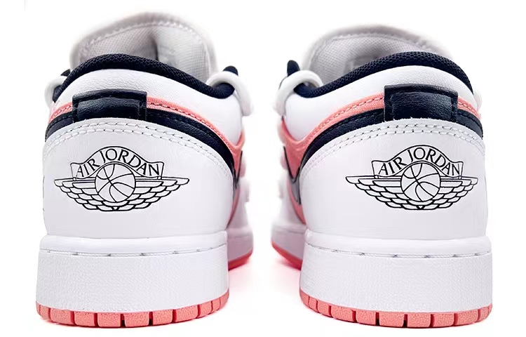 Shop (W) [Kasut Tersuai] Air Jordan 1 Low 'Hitam Putih Merah Jambu' DM8960-801(Team肆-女款粉色五角星)