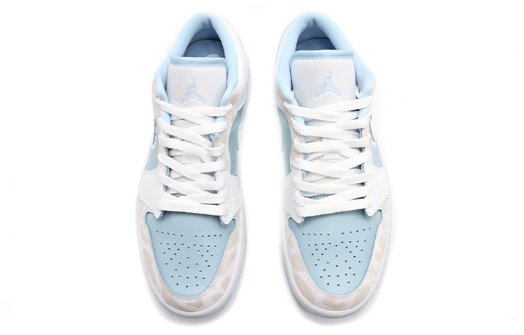 Shop (W) 에어 조던 1 로우 "블루 화이트 우유 프린트" 커스텀 DC0774-141(Team17-女款牛奶)