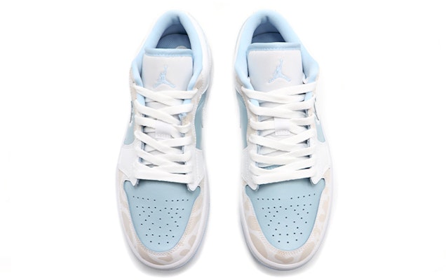 (W) 에어 조던 1 로우 "블루 화이트 우유 프린트" 커스텀 DC0774-141(Team17-女款牛奶) Shop (W) 에어 조던 1 로우 "블루 화이트 우유 프린트" 커스텀 DC0774-141(Team17-女款牛奶)