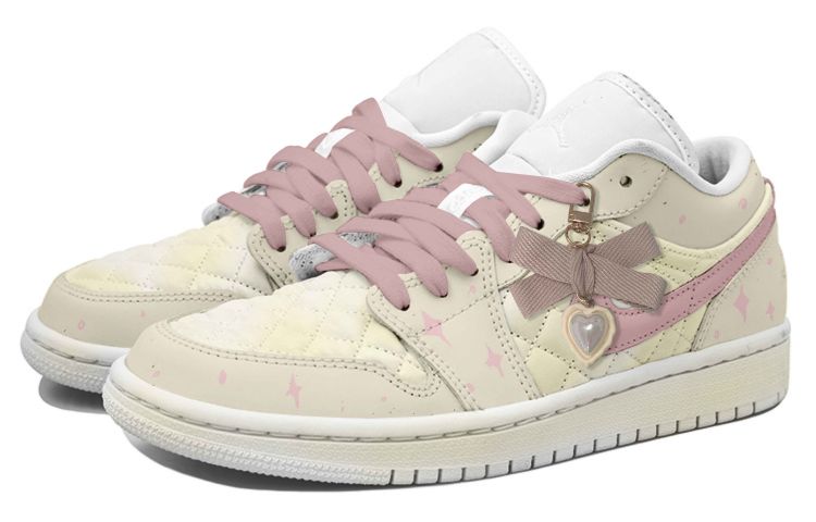 [Custom Shoes] (W) Jordan 1 Low 'Champagne Hearts and Stars' 圖 4