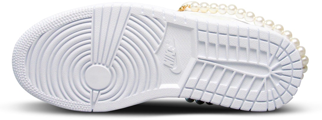 【訂製球鞋】Jordan Air Jordan 1 Low 小香風 淺色漸變 珍珠 絲綢鞋帶 低筒 復古籃球鞋 女款 粉藍 Details for 【訂製球鞋】Jordan Air Jordan 1 Low 小香風 淺色漸變 珍珠 絲綢鞋帶 低筒 復古籃球鞋 女款 粉藍