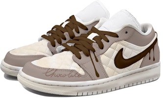 (W) 女性用カスタムシューズ: エアジョーダン1ロウ 'コーヒーチョコレート' DB6480-100(Team拾玖-咖啡巧克力S-BOX) Shop (W) 女性用カスタムシューズ: エアジョーダン1ロウ 'コーヒーチョコレート' DB6480-100(Team拾玖-咖啡巧克力S-BOX)