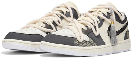 【訂製球鞋】Jordan Air Jordan 1 Low 火心 流蘇 國風 潑墨 老化 復古 麻繩綁帶 低筒 復古籃球鞋 女款 墨灰色 Lookbook 【訂製球鞋】Jordan Air Jordan 1 Low 火心 流蘇 國風 潑墨 老化 復古 麻繩綁帶 低筒 復古籃球鞋 女款 墨灰色