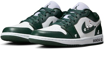 【訂製球鞋】Jordan Air Jordan 1 可愛萌寵 慵懶大熊貓 耐磨透氣 低筒 復古籃球鞋 女款 白綠色 Lookbook 【訂製球鞋】Jordan Air Jordan 1 可愛萌寵 慵懶大熊貓 耐磨透氣 低筒 復古籃球鞋 女款 白綠色