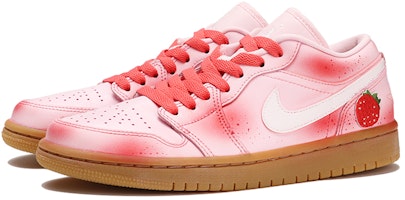 (W) 【カスタムシューズ】(女性用) エアジョーダン1 ロー 'ピンクガムグラデーションストロベリー' DC0774-601(TeamThree-女款草莓粉色) Lookbook (W) 【カスタムシューズ】(女性用) エアジョーダン1 ロー 'ピンクガムグラデーションストロベリー' DC0774-601(TeamThree-女款草莓粉色)