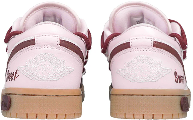 【定製球鞋】Jordan Air Jordan 1 Low Pink Gum 甜心巧克力 流淌勾 字母 甜酷風 辣妹 低幫 復古籃球鞋 女款 酒紅粉白 Shop 【定製球鞋】Jordan Air Jordan 1 Low Pink Gum 甜心巧克力 流淌勾 字母 甜酷風 辣妹 低幫 復古籃球鞋 女款 酒紅粉白